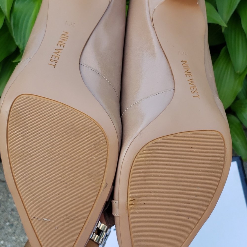 NIB Womens Nine West Heels - Picture 3 of 4